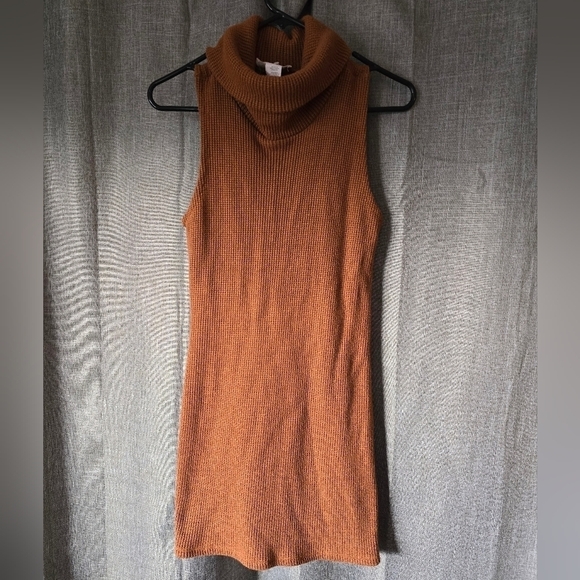 Saints And Hearts Turtleneck Tank Sweater Dress Mini Size Small Burnt Orange - Picture 1 of 4